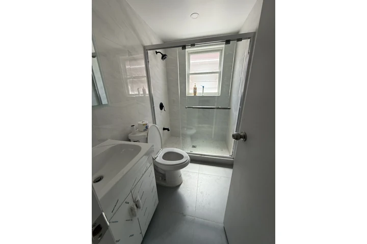 $3200 : apartamento en flushing image 4