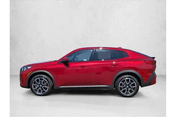 $36840 : BMW X2 2024 AWD xDrive28i 4d image 9