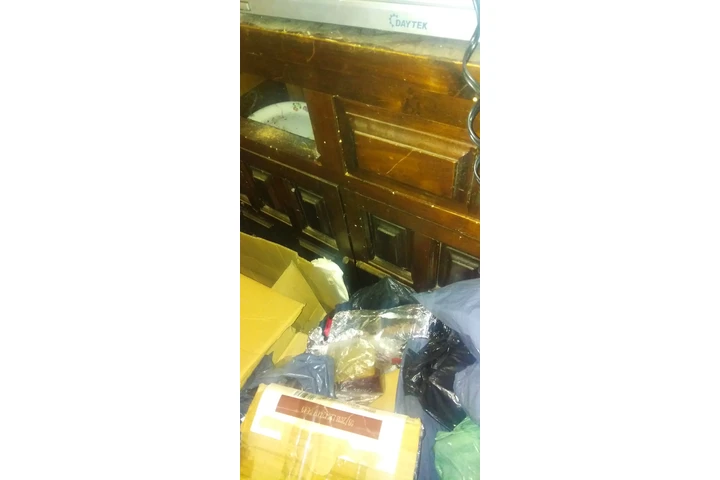 se venden varios muebles antig image 4