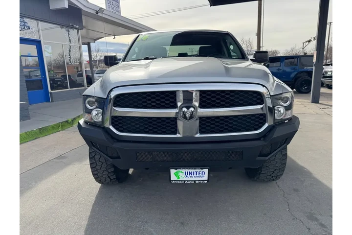 2014 RAM 1500 Tradesman Quad image 2