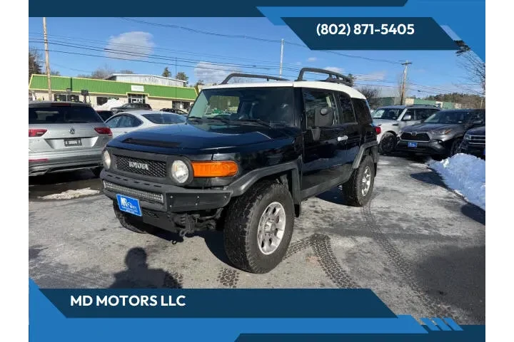 $23499 : 2013 FJ Cruiser Base image 1