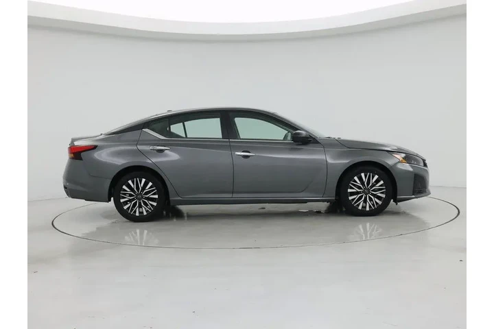 $19998 : Nissan Altima 2024 2.5 SV 4d image 7