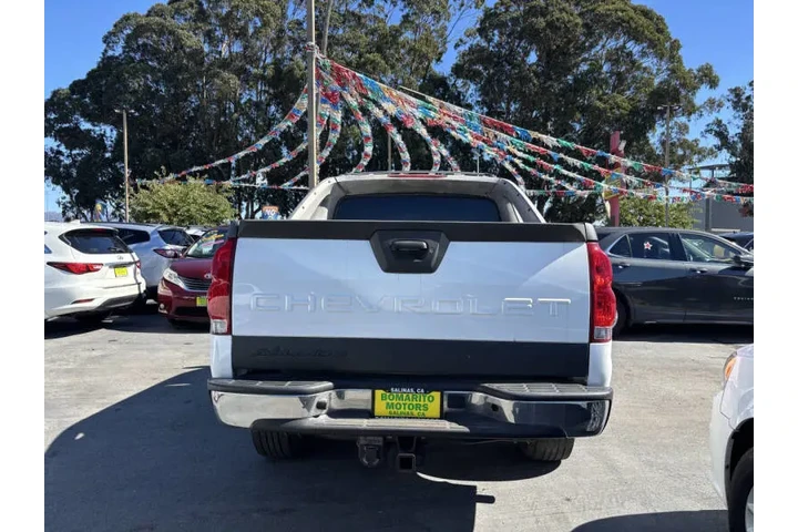 $7999 : 2005 Avalanche 1500 LS image 5