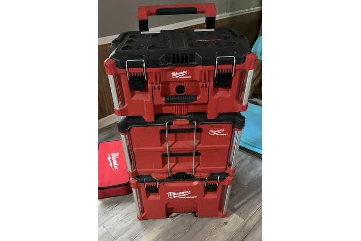 $900 : Milwaukee M18 cordless Li-ion- image 2