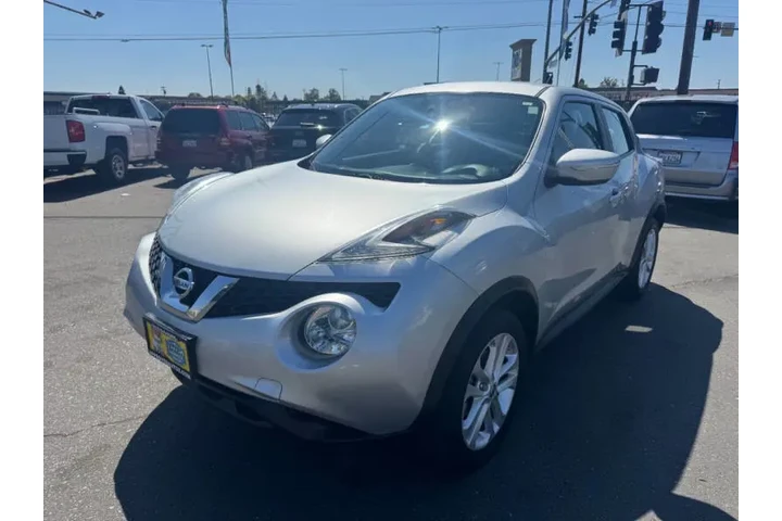 $13998 : 2015 JUKE S image 5