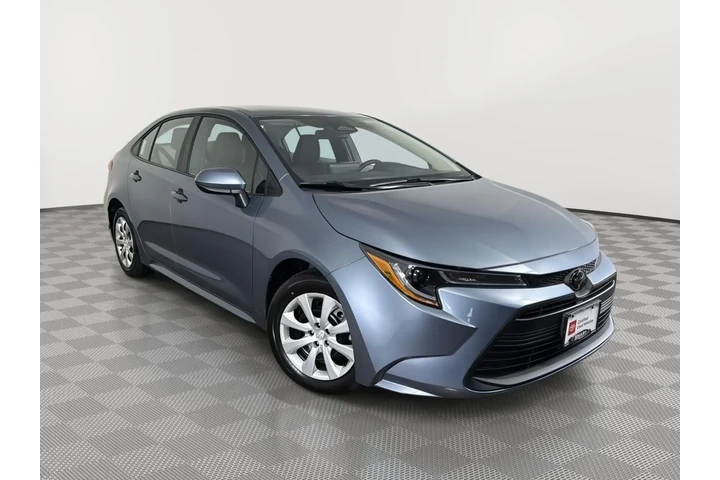$21781 : Gold Certified 2024 Corolla LE image 1