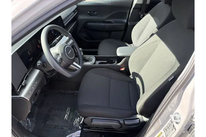 $26542 : Hyundai KONA 2025 AWD SE 4dr image 9