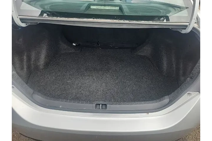 $12991 : Toyota Corolla 2014 L 4dr Se image 1