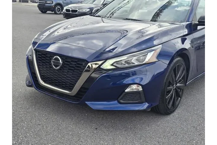$21999 : Nissan Altima 2022 2.5 SR 4d image 10