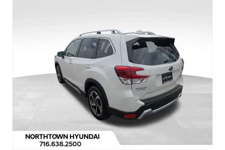 $30919 : Subaru Forester 2023 AWD Tou image 3