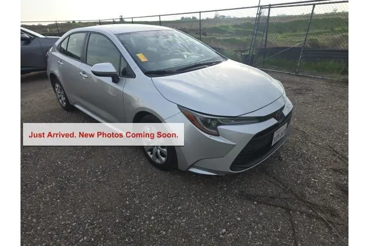 $20800 : Toyota Corolla 2024 LE 4dr S image 1