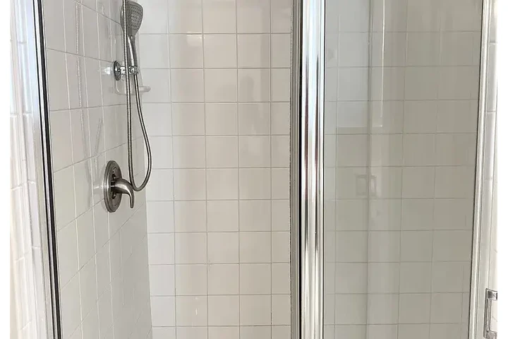 $3000 : HOUSE FOR RENT IN MIAMI FL image 4