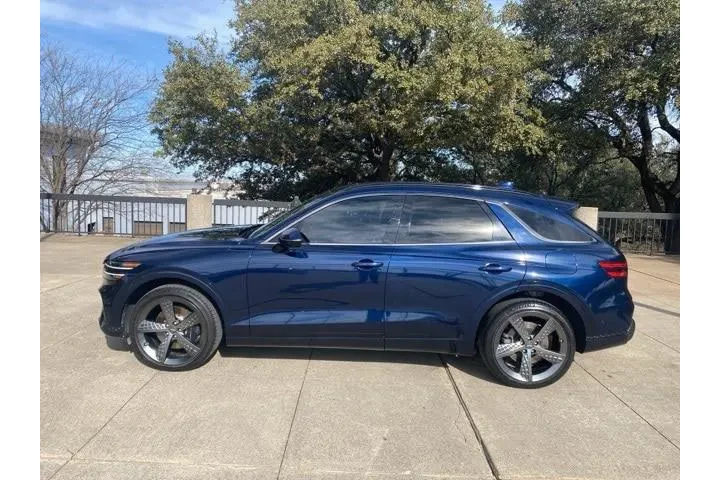 $36980 : Genesis GV70 2022 AWD 3.5T S image 3