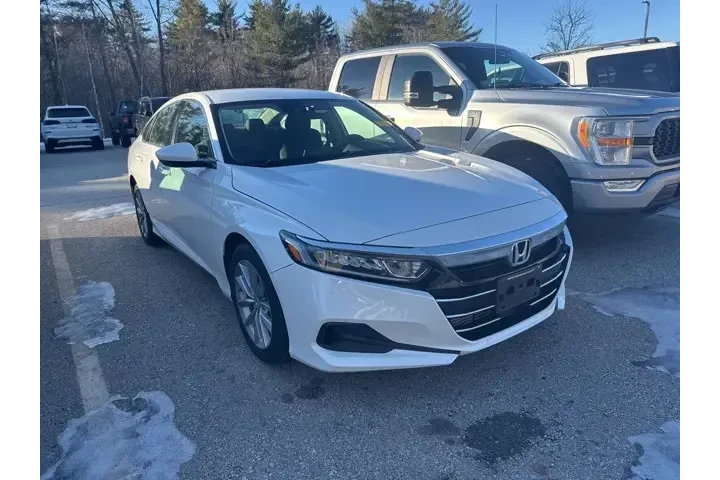 $19177 : Honda Accord 2021 LX 4dr Sed image 3