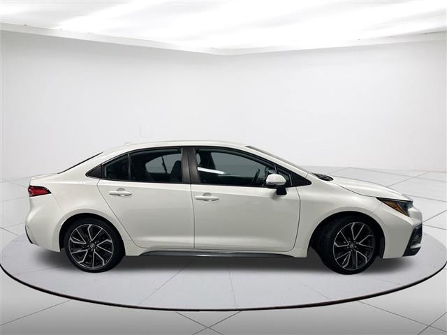 $20331 : Pre-Owned 2020 Corolla SE image 2