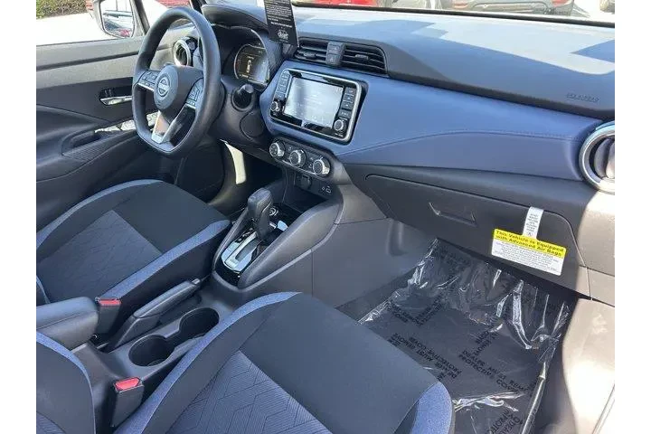 $22995 : Nissan Versa 2025 SV 4dr Sed image 8