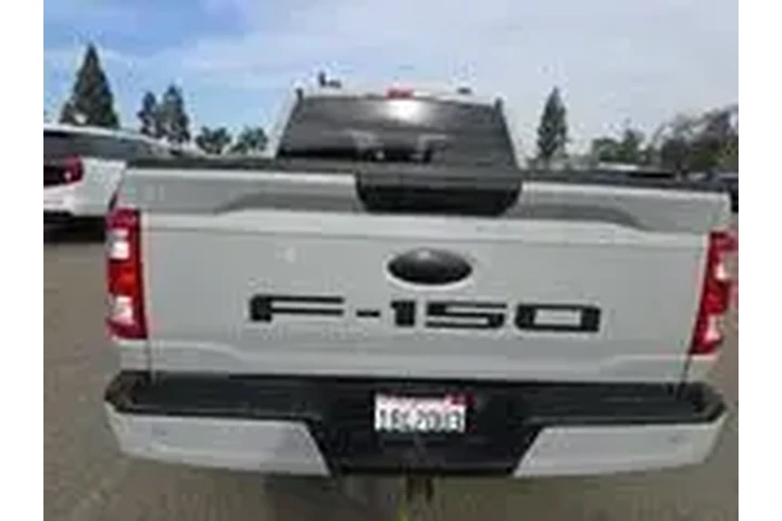 $39950 : Ford F-150 2023 4x4 XLT 4dr image 5