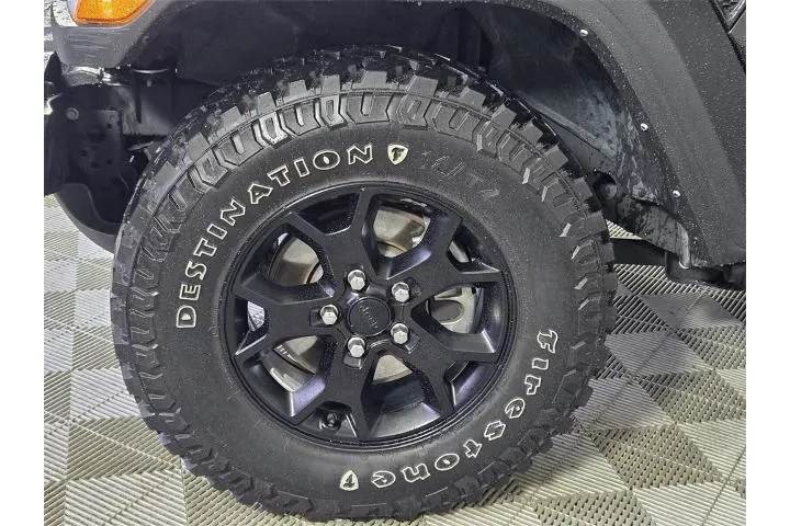 $26900 : Jeep Wrangler Unlimited 2021 image 5