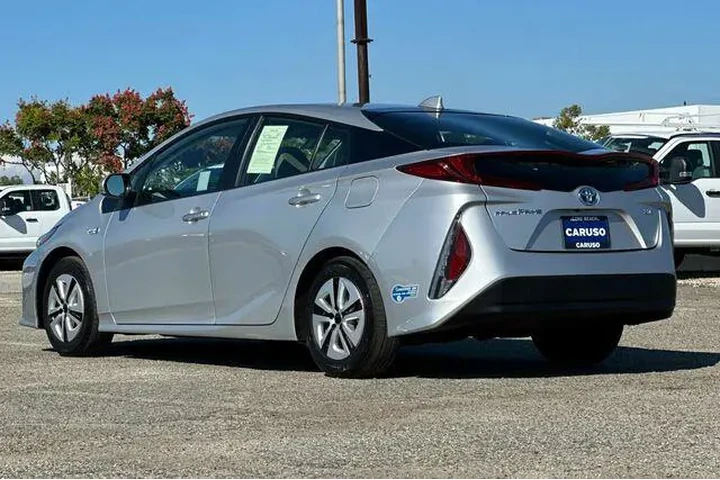 $18875 : Toyota Prius Prime 2021 XLE image 5