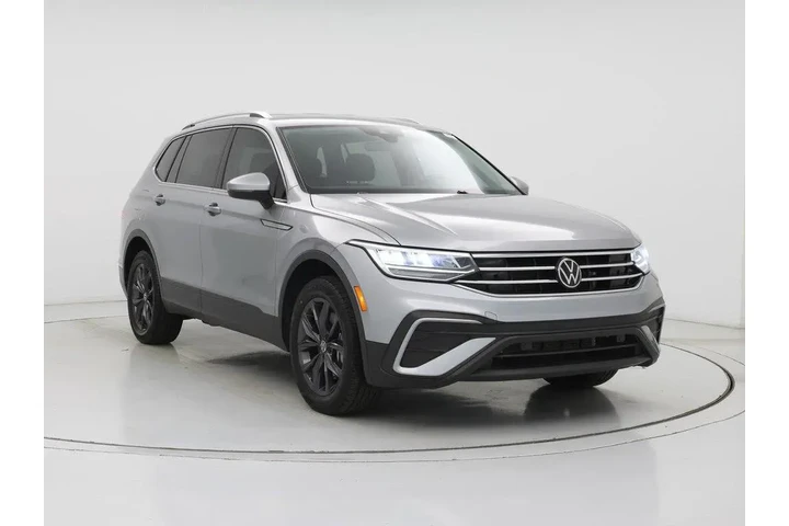$19998 : Volkswagen Tiguan 2022 SE 4d image 1
