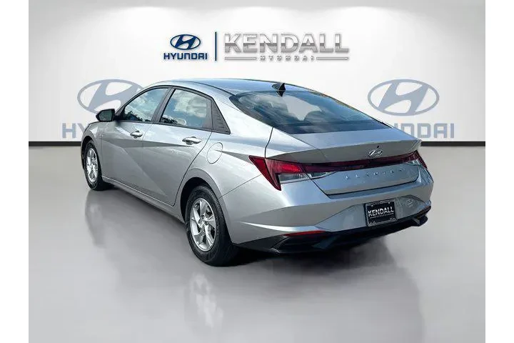 $15923 : Hyundai ELANTRA 2023 SE 4dr image 4