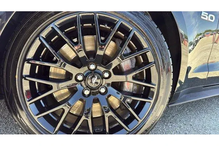 $27417 : Ford Mustang 2016 GT 2dr Fas image 9