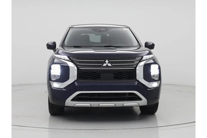 $24998 : Mitsubishi Outlander 2024 SE image 5