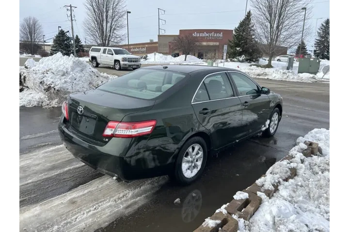 $6990 : 2011 Camry LE image 6