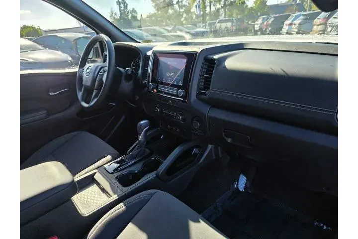 $27900 : Nissan Frontier 2023 4x2 S 4 image 9