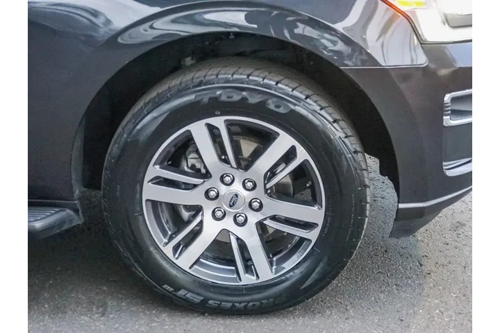 $39592 : Ford Expedition MAX 2024 4x2 image 9