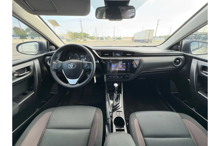 $1500 : Toyota Corolla 2017 image 8