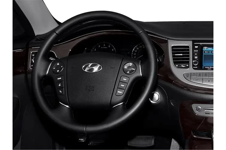 $10498 : Hyundai Genesis 2013 5.0L R- image 6