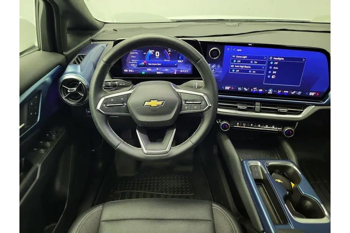 $29998 : Chevrolet Equinox EV 2024 LT image 10