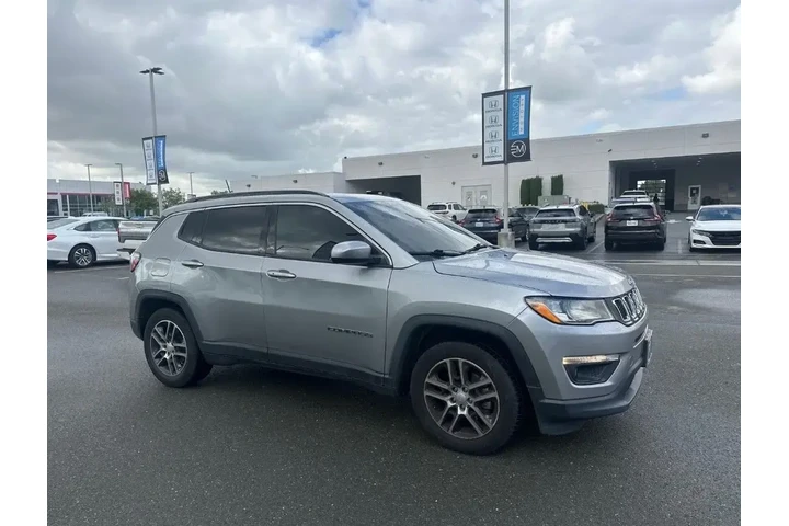 $15888 : Jeep Compass 2019 Latitude 4 image 2