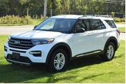 $30990 : Ford Explorer 2022 AWD XLT 4 thumbnail