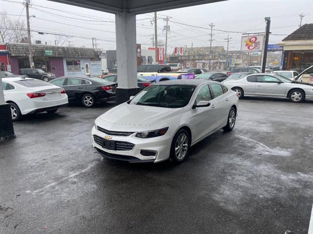 $13500 : 2016 Malibu LT image 2