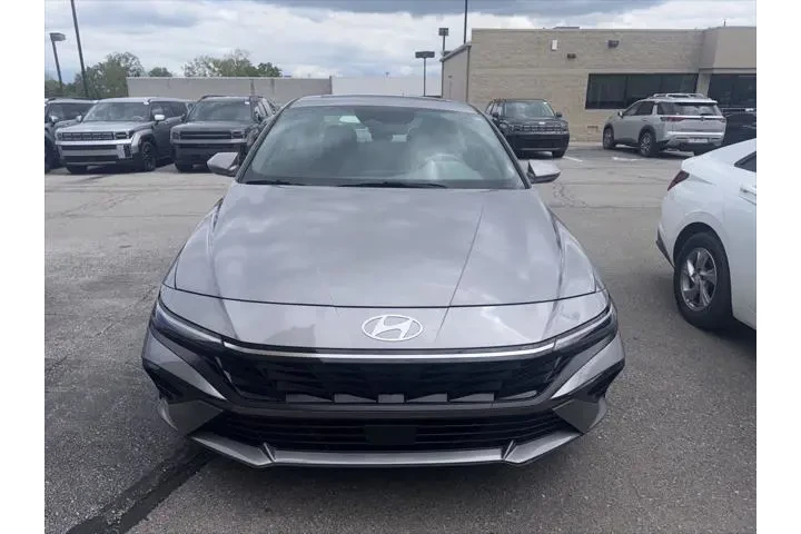 $20333 : Hyundai ELANTRA 2024 SEL 4dr image 5