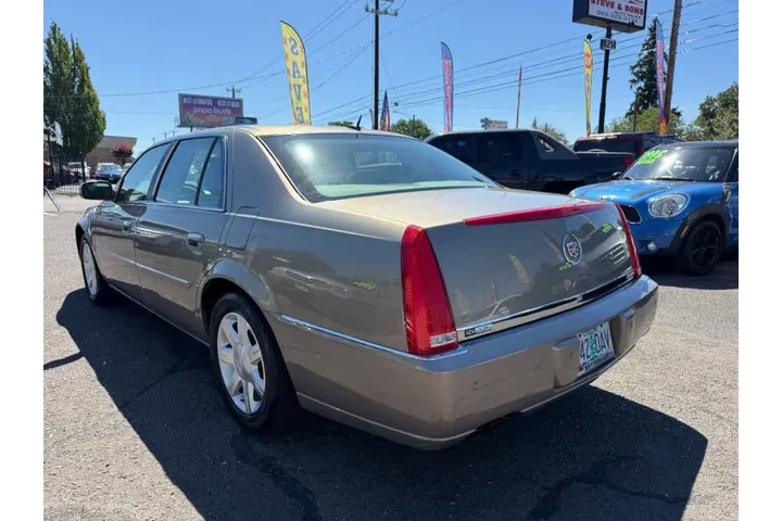 $8950 : 2006 DTS Luxury I image 7
