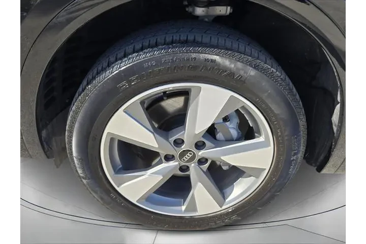 $26900 : Audi Q5 2023 AWD quattro Pre image 9
