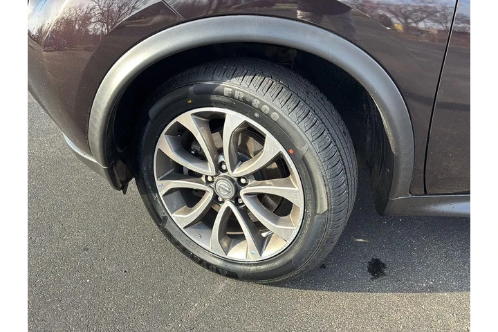 $11500 : 2017 JUKE SV image 5