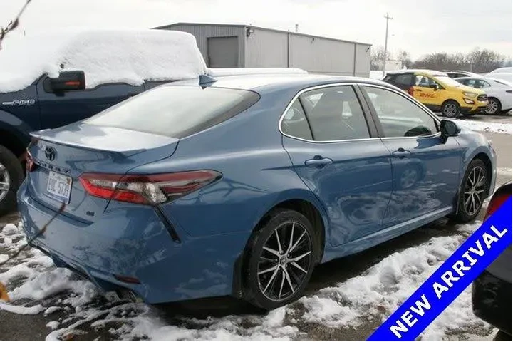 $23000 : Toyota Camry 2024 SE 4dr Sed image 5