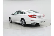 $22998 : Honda Accord 2020 LX 4dr Sed thumbnail