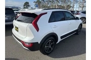 $28995 : Kia Niro 2025 EX 4dr Crossov thumbnail