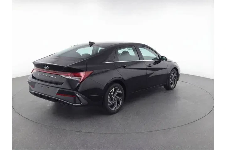 $18914 : Hyundai ELANTRA 2024 SEL 4dr image 4