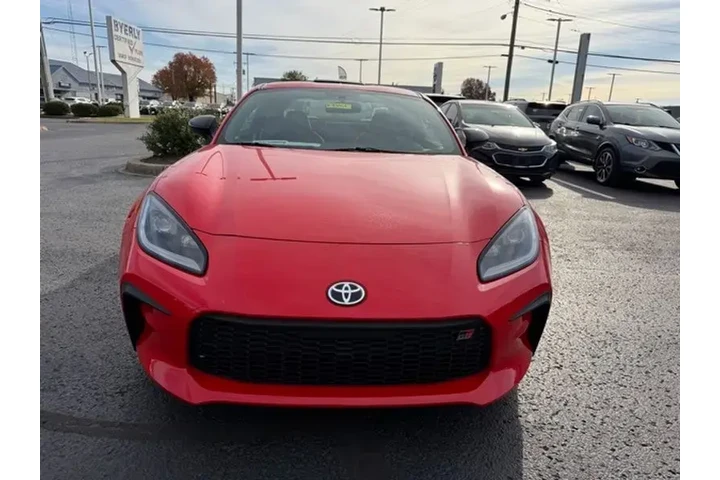 $29540 : Toyota GR86 2024 Premium 2dr image 3