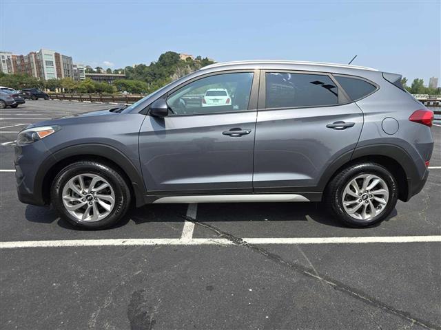 $11495 : 2017 HYUNDAI TUCSON image 9