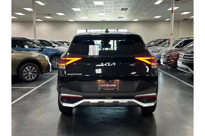$21983 : Kia Sportage 2023 LX 4dr SUV image 6