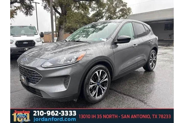 $20849 : Ford Escape 2022 SE 4dr SUV image 3