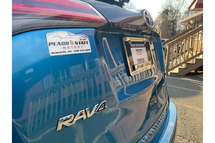 $16985 : Toyota RAV4 2016 AWD SE 4dr image 9