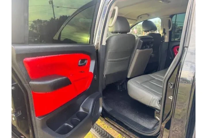 $16995 : 2017 Titan image 3